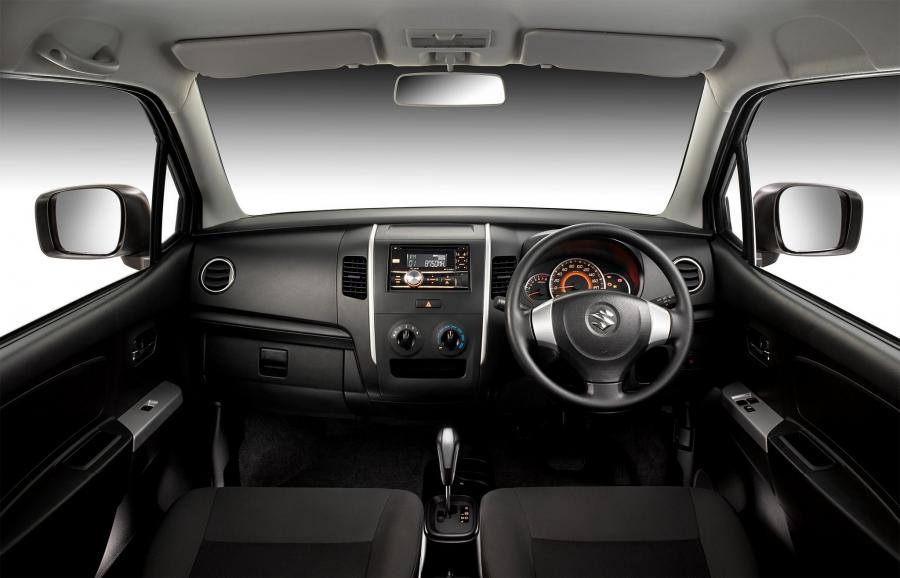  Suzuki Karimun Wagon R GS 2015 года  (фото 3 из 5)